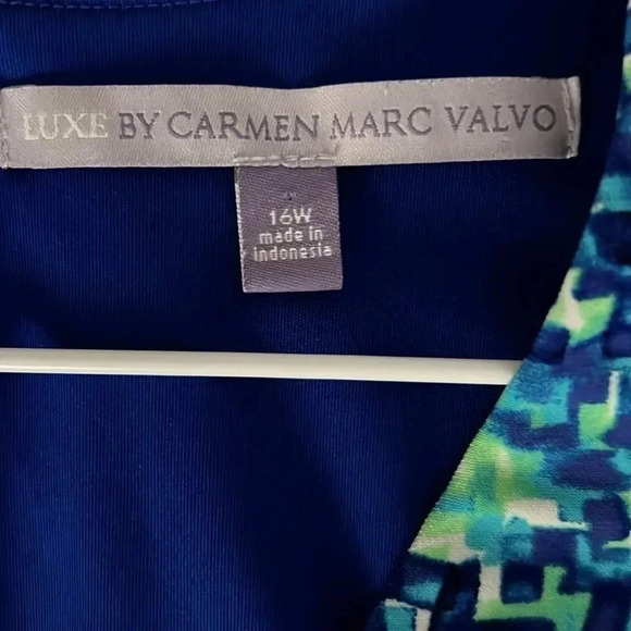 Luxe By Carmen Marc Valvo blue/green abstract sleeveless plus size dress… - Picture 5 of 7